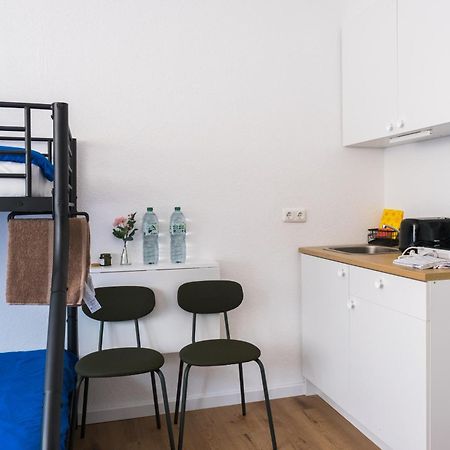 Hostel Maru Living C9 Koln Bagian luar foto