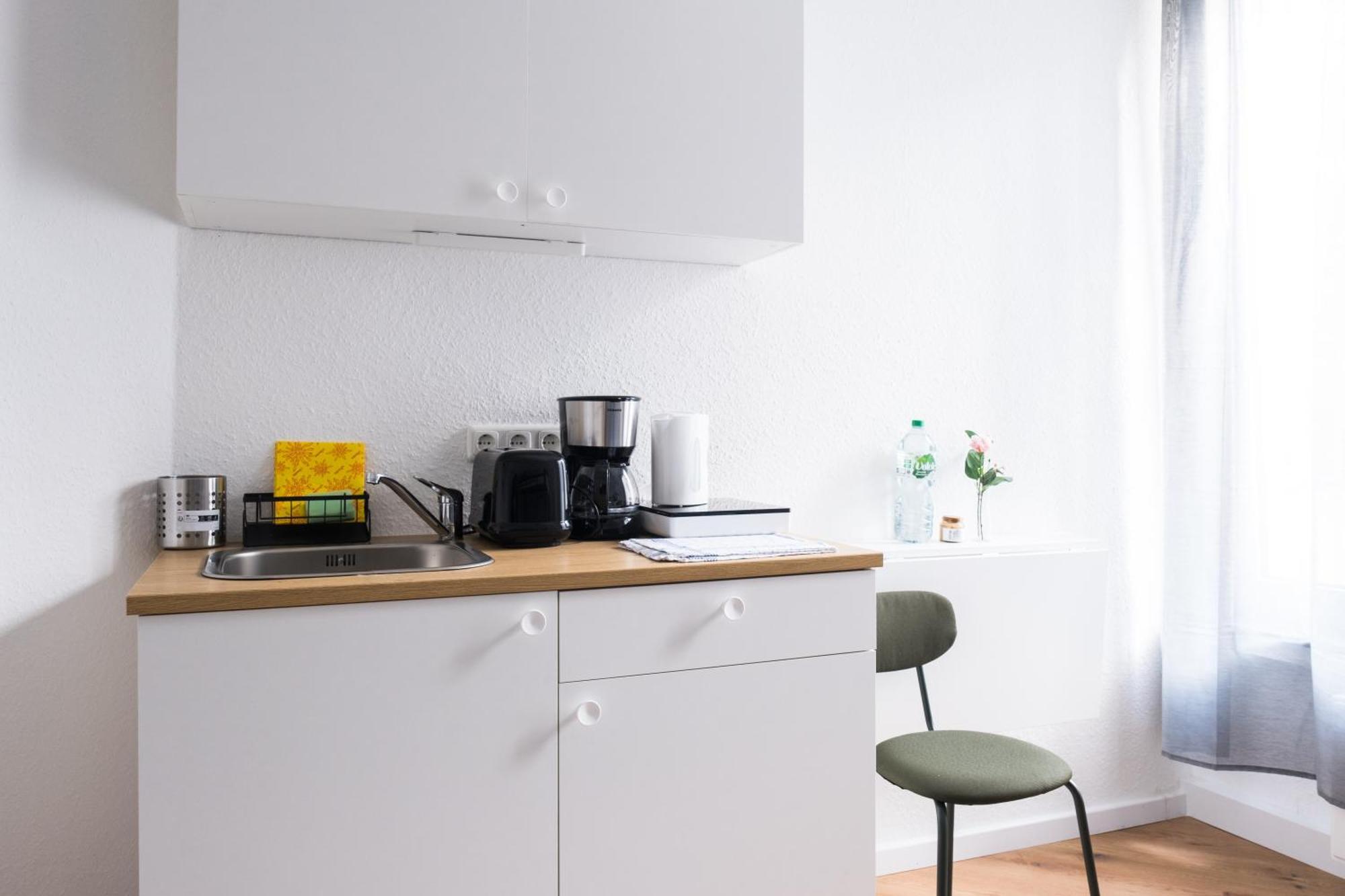 Hostel Maru Living C9 Koln Bagian luar foto