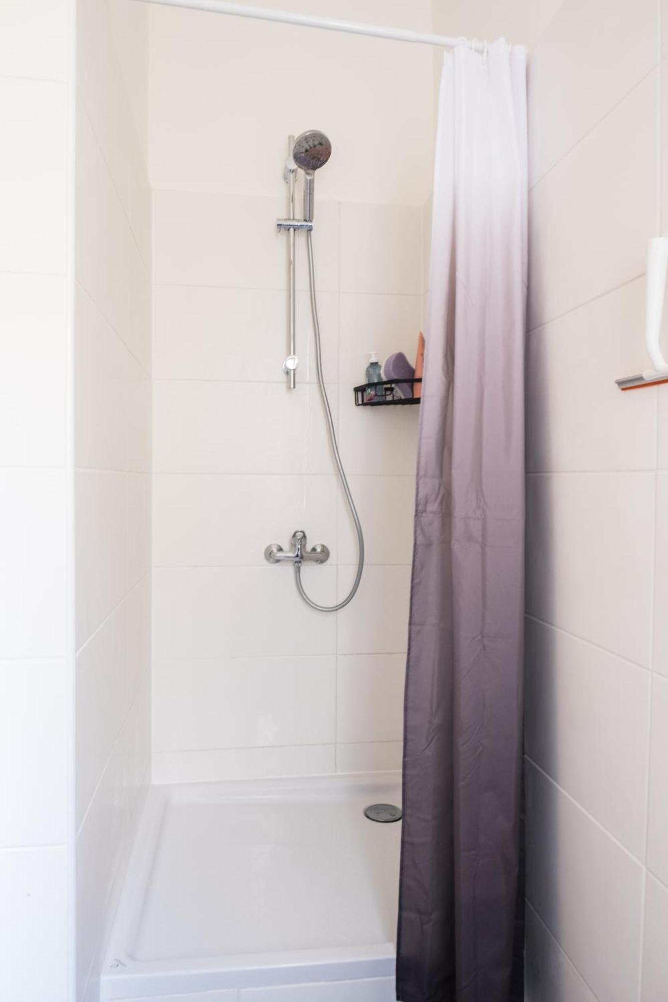 Hostel Maru Living C9 Koln Bagian luar foto