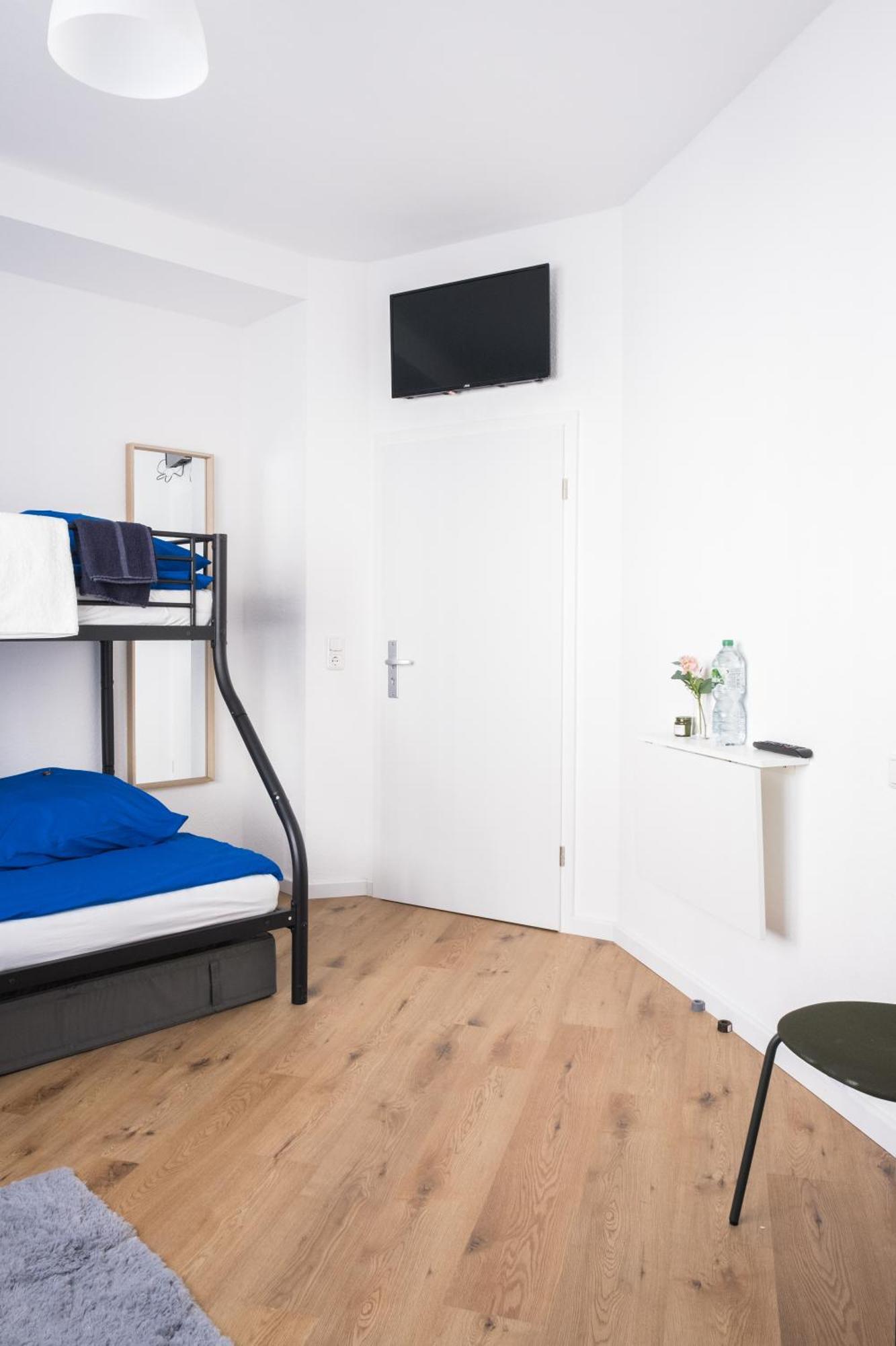 Hostel Maru Living C9 Koln Bagian luar foto